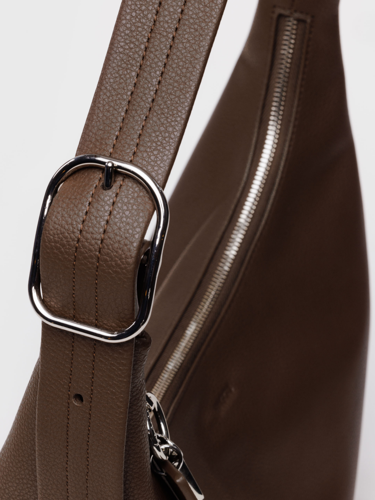 Recycled Leather Shoulder Bag | Brown