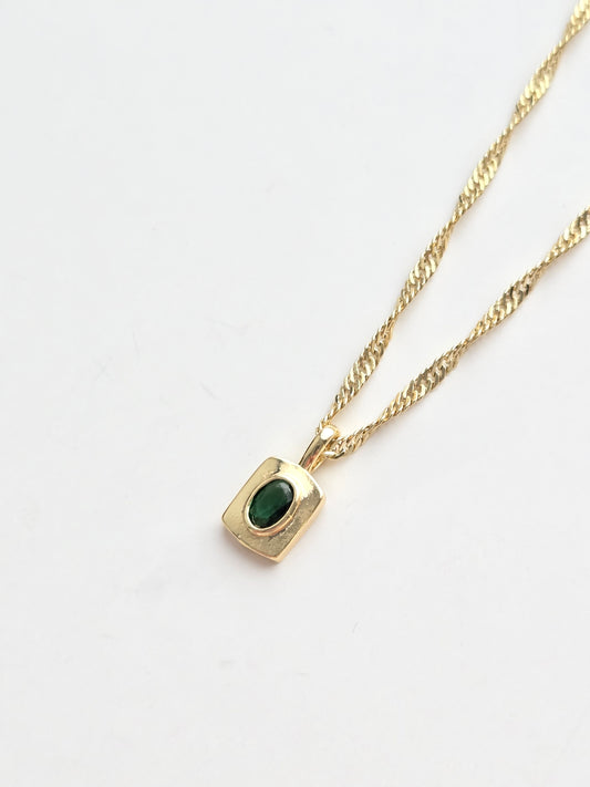 047 | green heirloom necklace