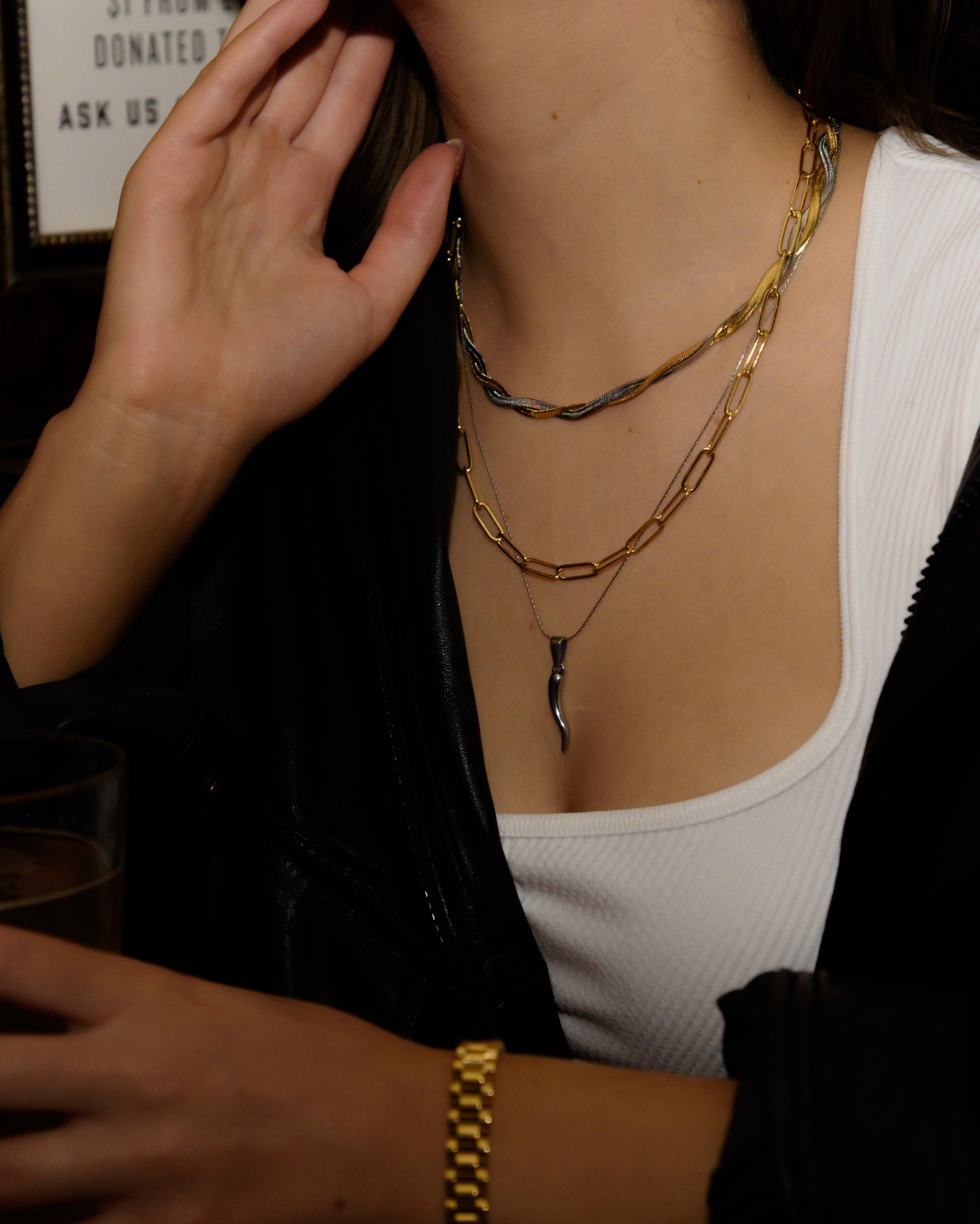 Cornicello on sale necklace gold